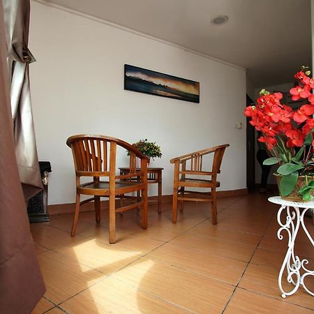 Pavilion Inn Miri Esterno foto